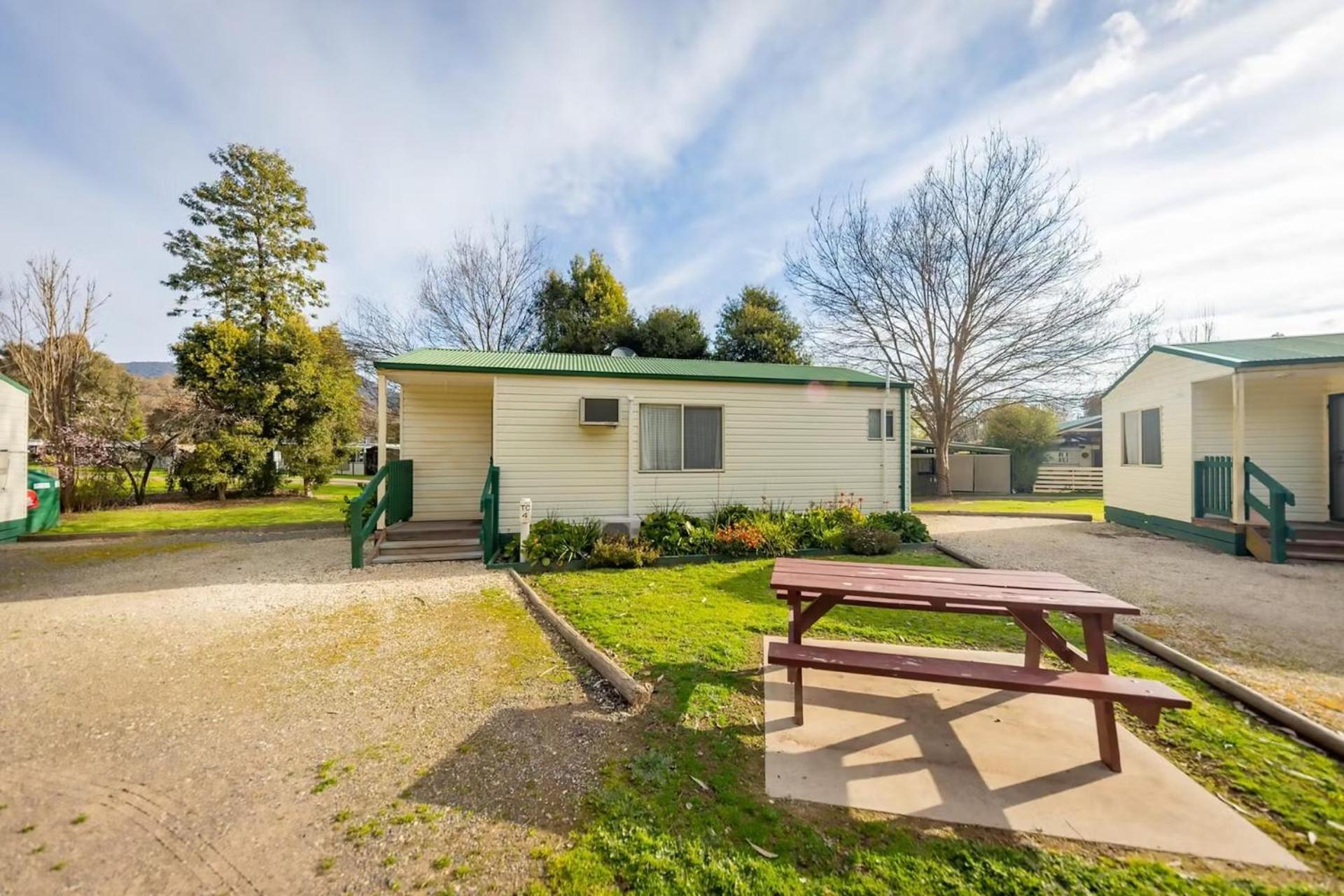 Big4 Breeze Holiday Parks - Eildon Exterior photo