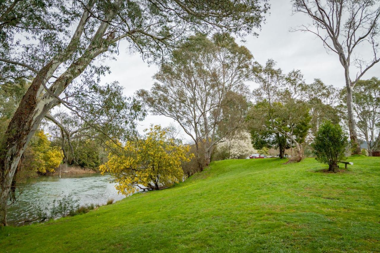 Big4 Breeze Holiday Parks - Eildon Exterior photo